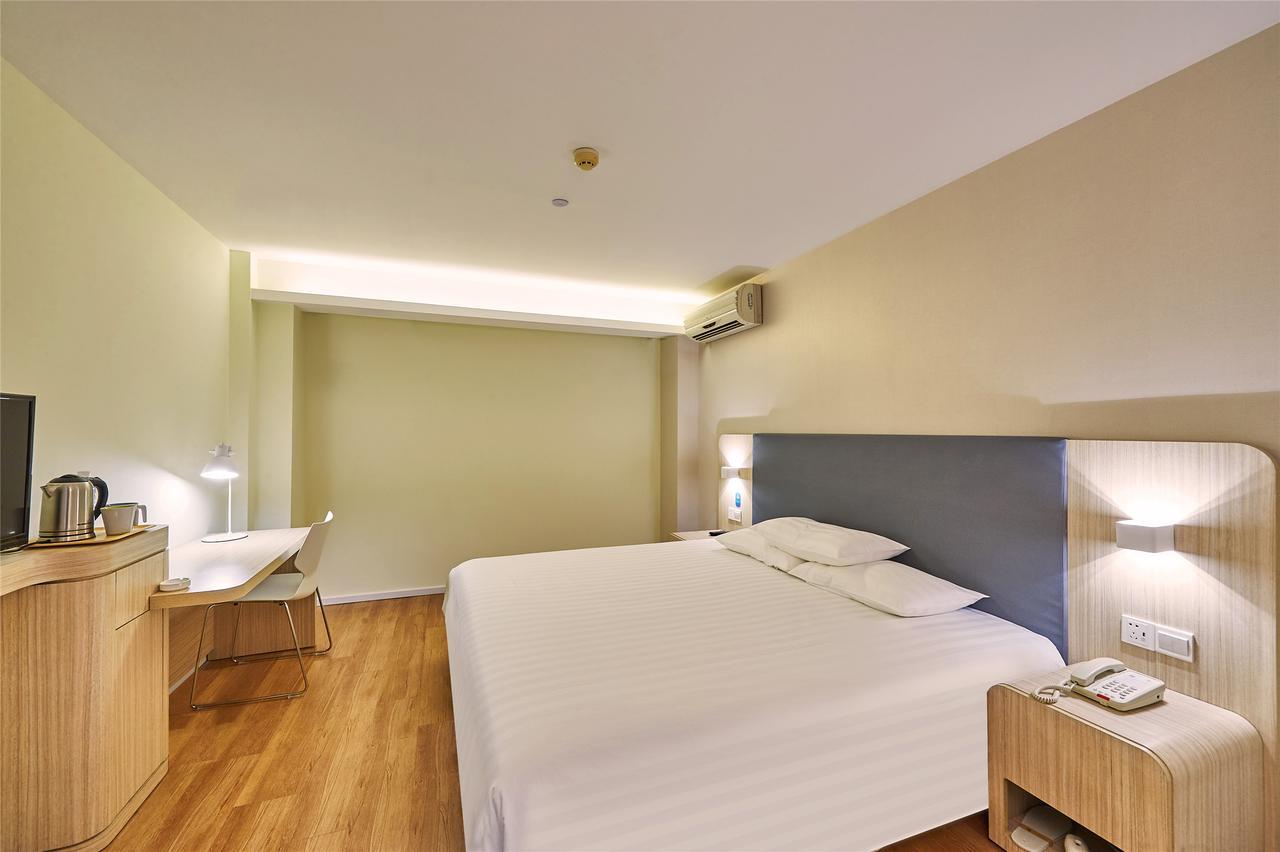 Hanting Hotel Shanghai Chunsha Jinhui Plaza Екстериор снимка