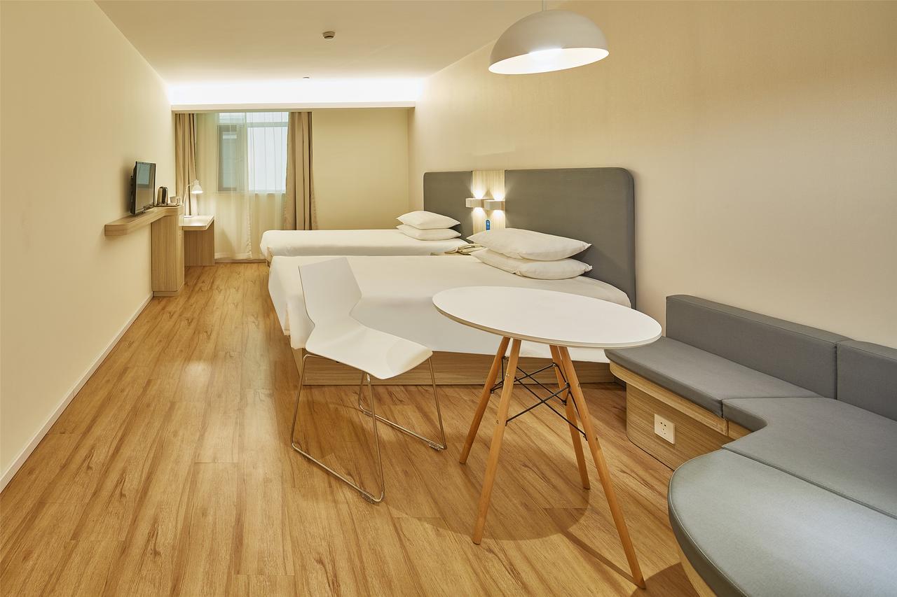 Hanting Hotel Shanghai Chunsha Jinhui Plaza Екстериор снимка
