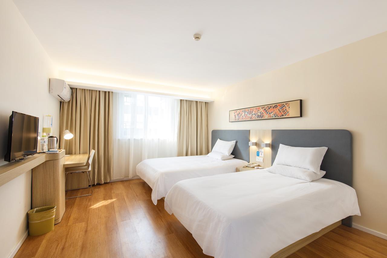 Hanting Hotel Shanghai Chunsha Jinhui Plaza Екстериор снимка