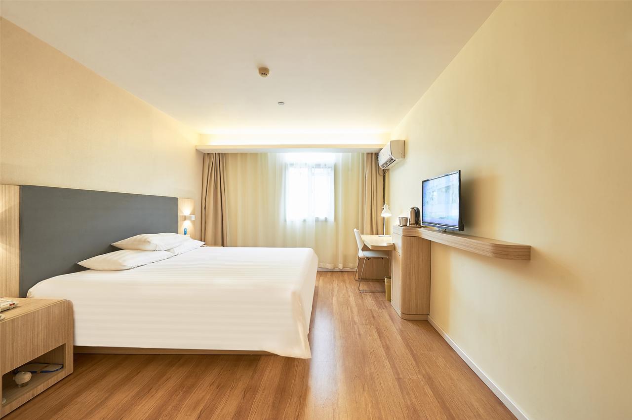 Hanting Hotel Shanghai Chunsha Jinhui Plaza Екстериор снимка