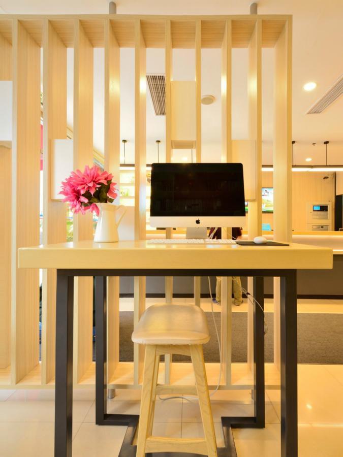 Hanting Hotel Shanghai Chunsha Jinhui Plaza Екстериор снимка