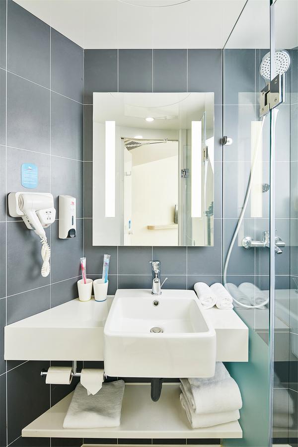 Hanting Hotel Shanghai Chunsha Jinhui Plaza Екстериор снимка