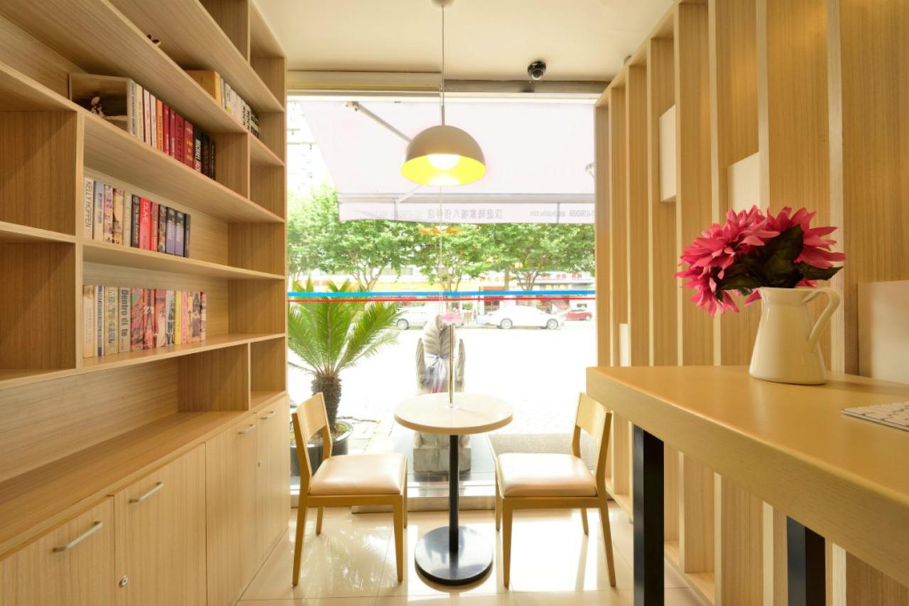 Hanting Hotel Shanghai Chunsha Jinhui Plaza Екстериор снимка