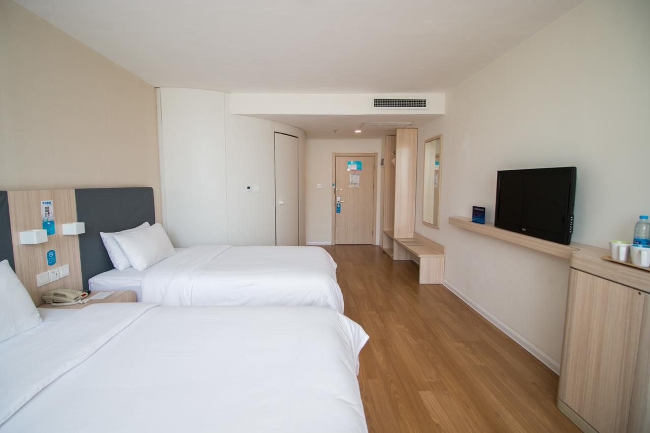 Hanting Hotel Shanghai Chunsha Jinhui Plaza Екстериор снимка