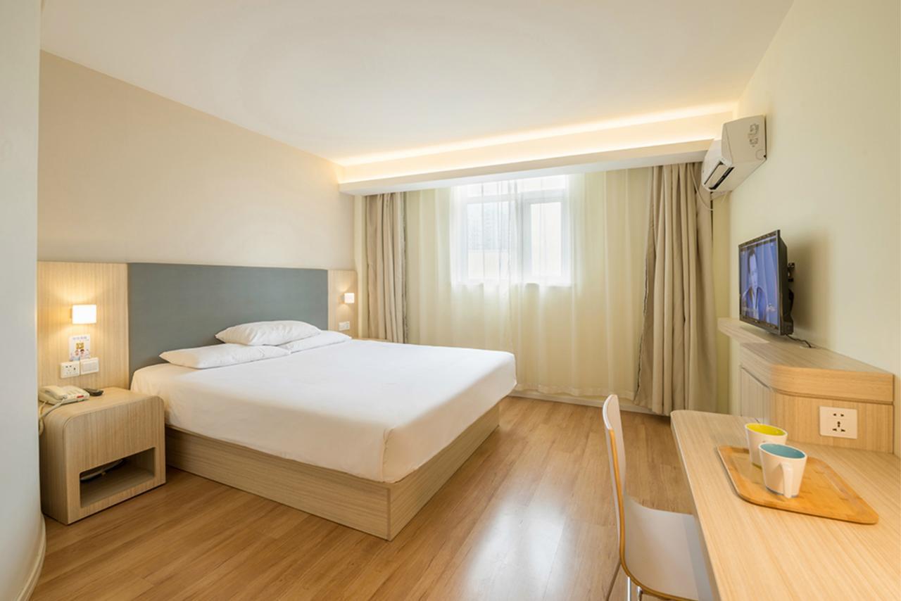 Hanting Hotel Shanghai Chunsha Jinhui Plaza Екстериор снимка