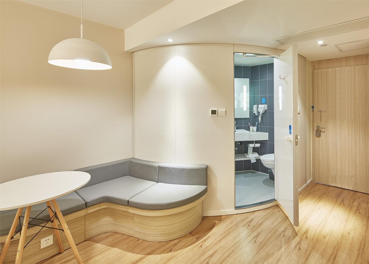Hanting Hotel Shanghai Chunsha Jinhui Plaza Екстериор снимка